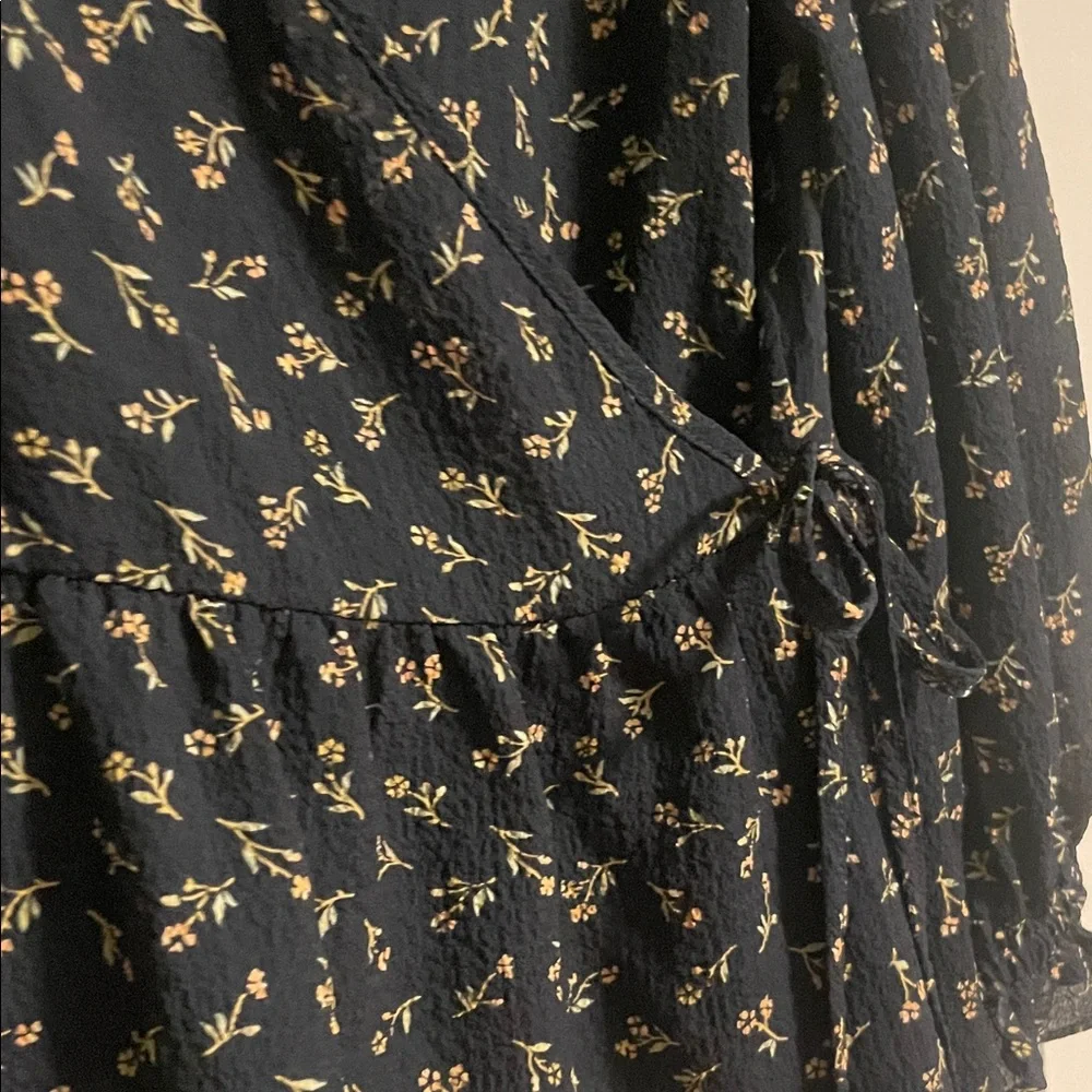 Madewell Floral Wrap Peplum Blouse size Small